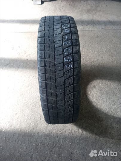 Bridgestone Blizzak DM-V1 225/75 R16