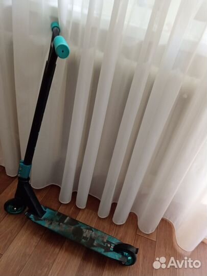 Трюковой самокат