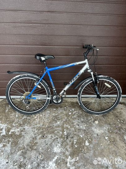 Велосипед фирменный спортивный forward 26