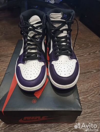 Nike air jordan 1 high court purple