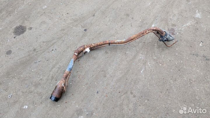 Горловина заливная топливная Ford Explorer, 2013