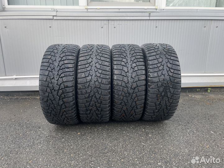 Колеса 235/45 R17 шины Maxxis Arctictrekker NP3