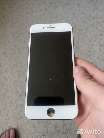 iPhone 8, 64 ГБ