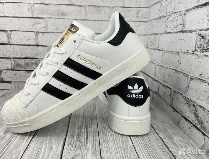 Кроссовки adidas superstar