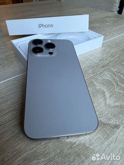 iPhone 15 Pro, 512 ГБ