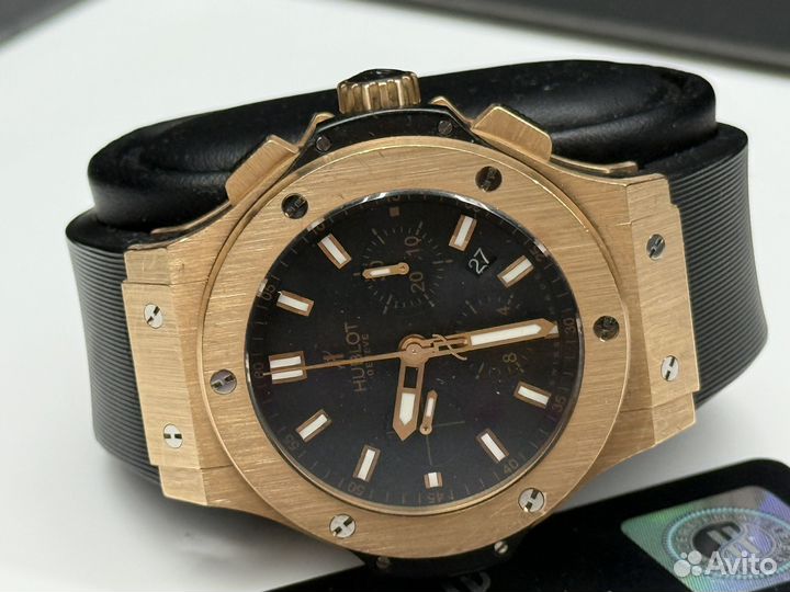 Часы Hublot Big Bang 44 MM Evolution Gold