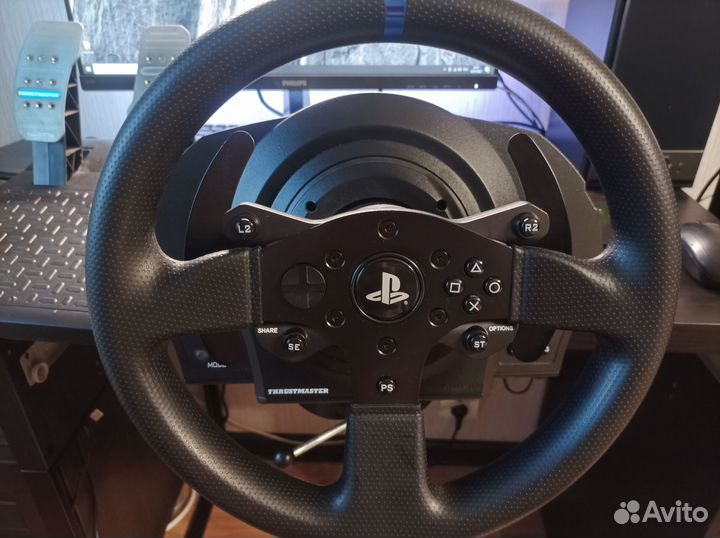 Игровой руль Thrustmaster T300RS
