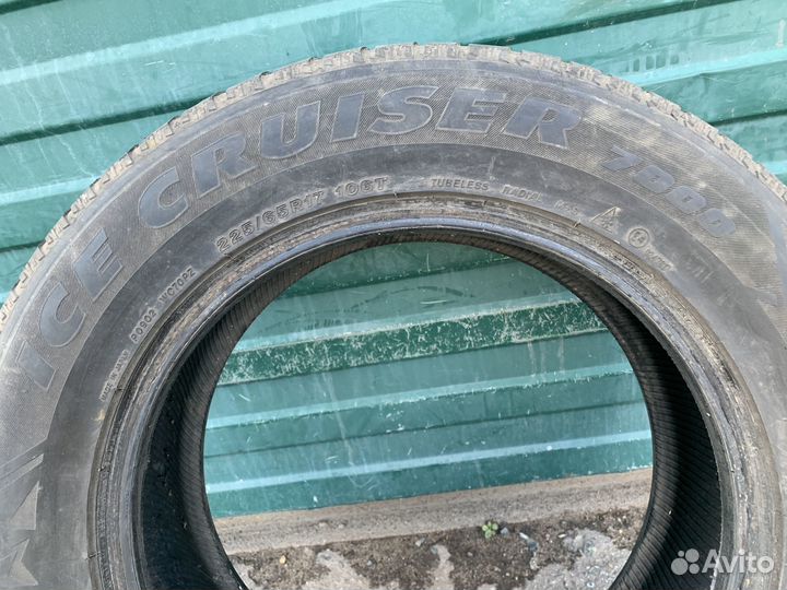 Bridgestone Ice Cruiser 7000 225/65 R17 106T