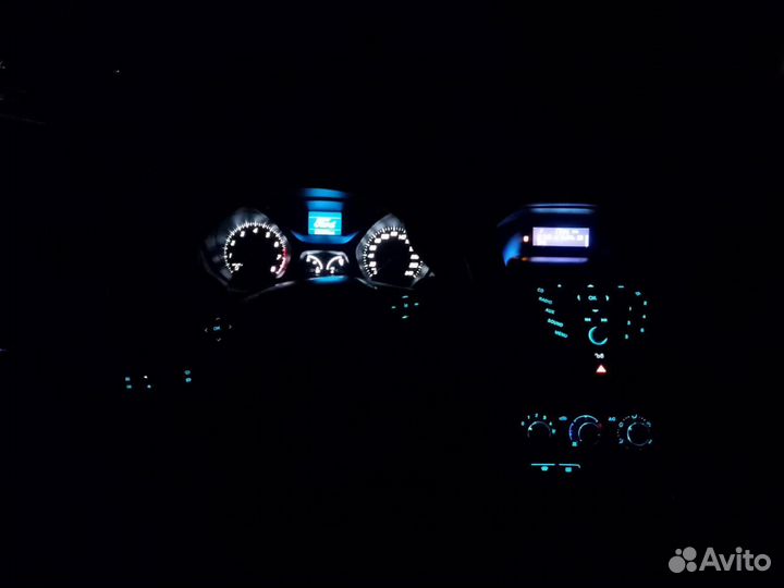 Крыло на ford focus 3