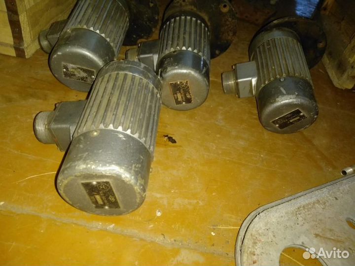 Двигатель шаговый шд-5Д1му3 СССР доставка 3шт