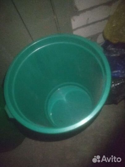 Бак пластиковый большой 50л