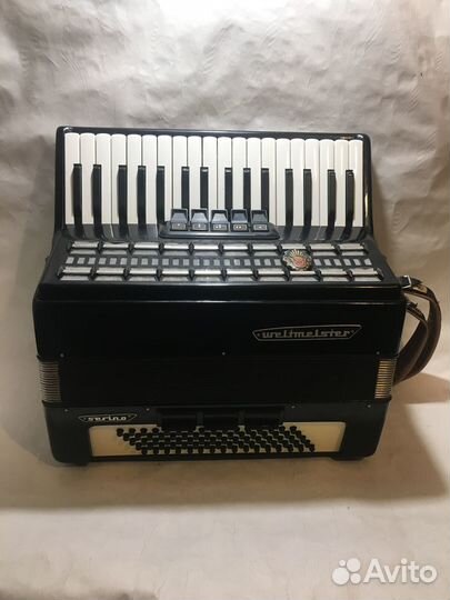 Аккордеон Weltmeister Serino 3/4