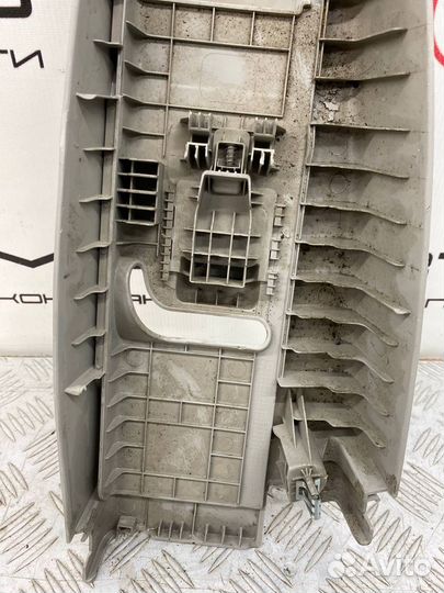 Б/У накладка стойки салона (обшивка салона) левый