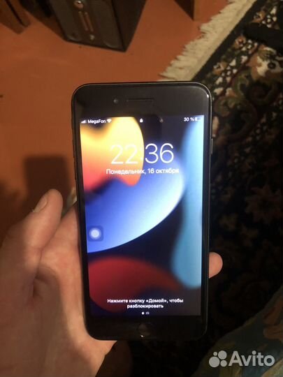iPhone 8 Plus, 64 ГБ
