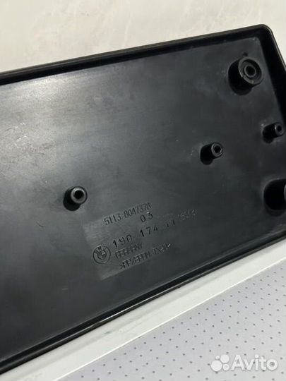 Оригинальный поднамерник на М5 F10