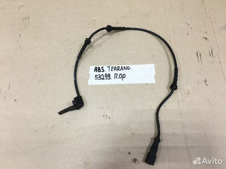 Датчик ABS передний Nissan Terrano 3 D10