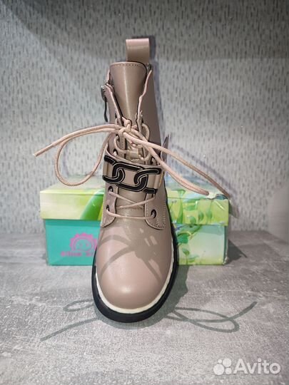 Ботинки на девочек