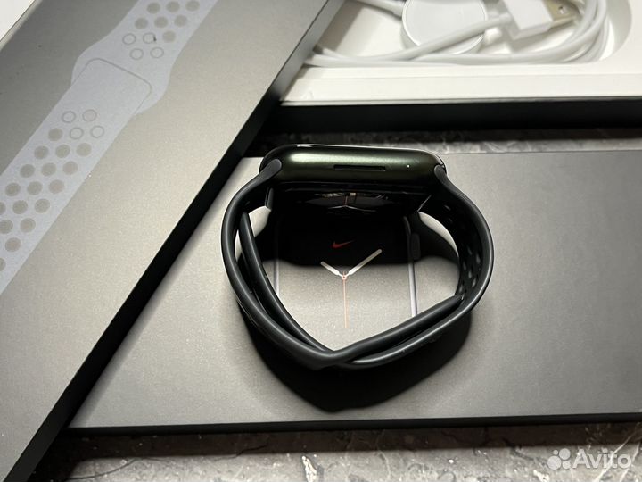 Часы Apple Watch 7 45 mm 98 акб