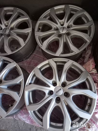 Литые диски R18, 5х108