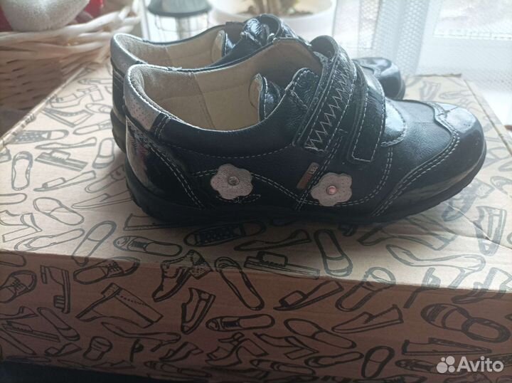 Туфли для девочки 30