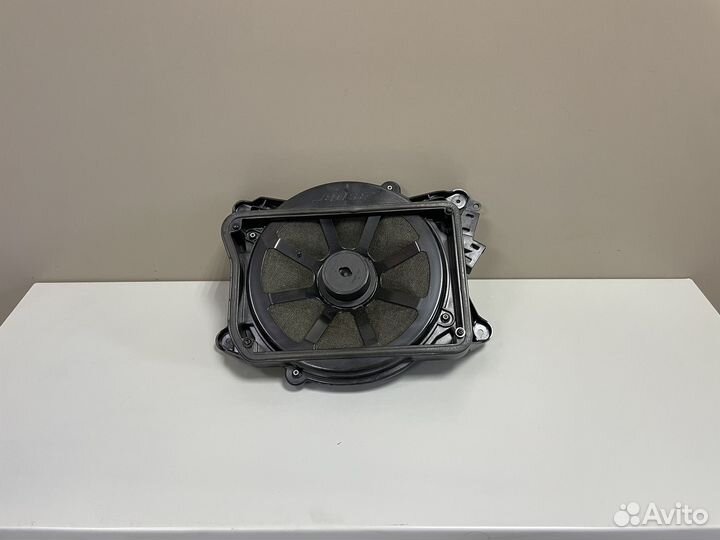 Сабвуфер задний Ауди А6 С7 седан