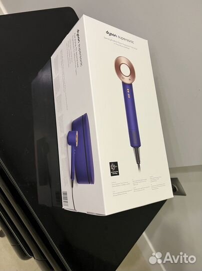 Фен Dyson HD07 Supersonic с футляром для хранения