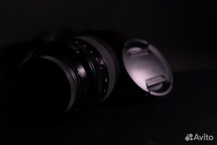 Объектив Fujifilm XF 16-80mm f/4 R OIS WR