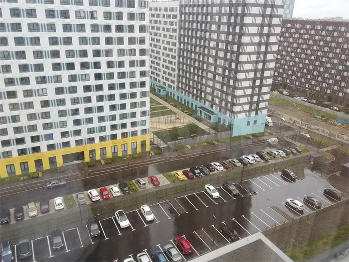 2-к. квартира, 40 м², 13/25 эт.