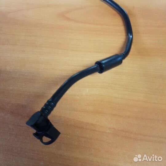 Трубка охлаждения Opel Astra H 1.6