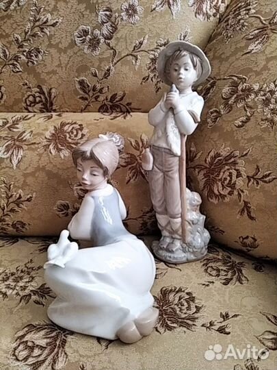 Фарфоровые статуэтки