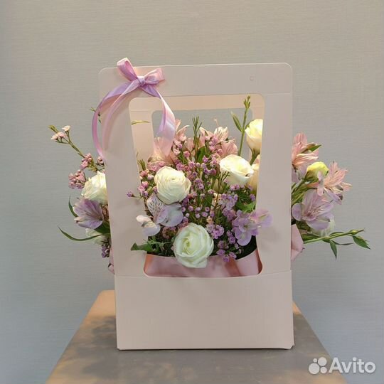 Цветы/цветы на выписку/коляска/цветы в коробке