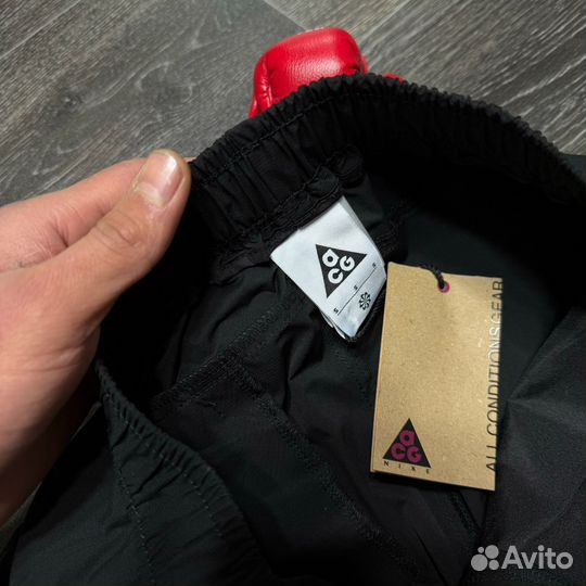 Спортивные штаны Nike ACG