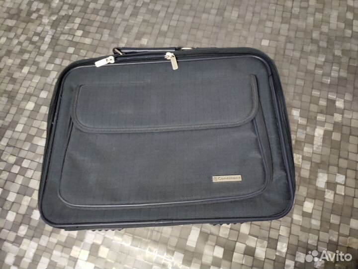 Портфель для ноутбука