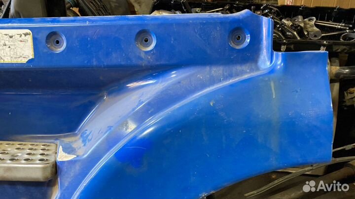 Крыло со ступеньками MAN TGA 2008 81615100713