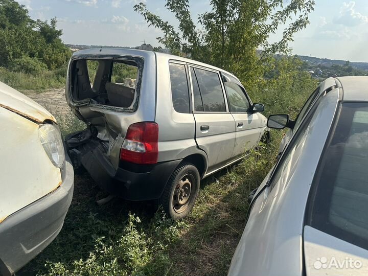 Mazda demio разбор 2001