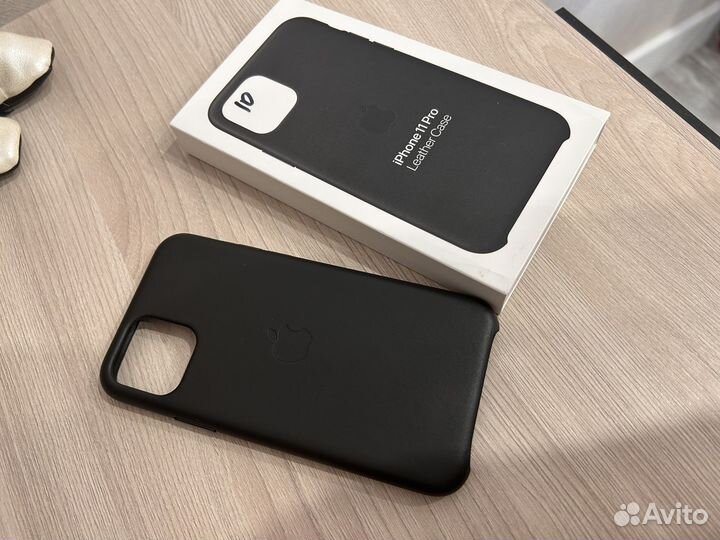 Оригинальный чехол на iPhone 11 pro