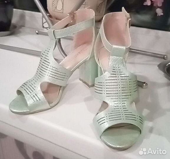 Обувь женская