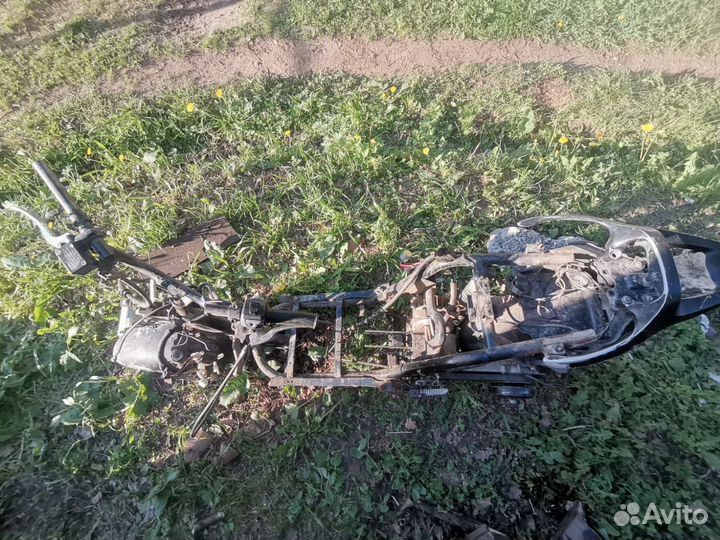 Продам запчасти на скутер,все вопросы в лс