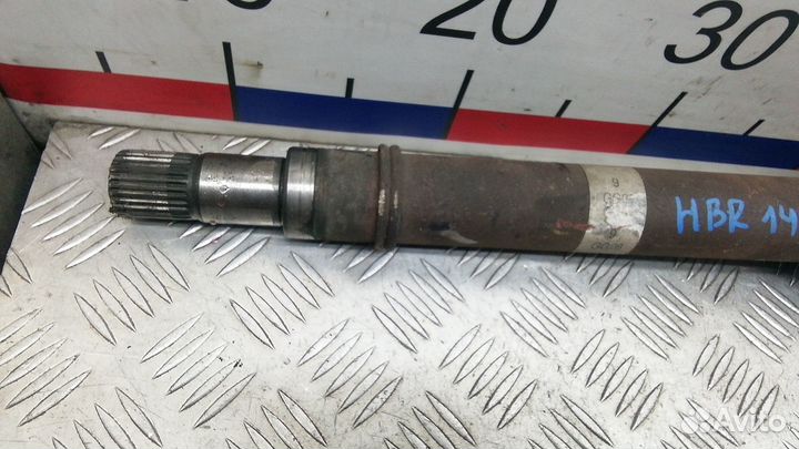 Полуось передняя правая (приводной вал, шрус)