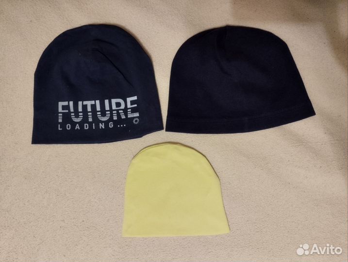 Тонкие и теплые шапки на мальчика