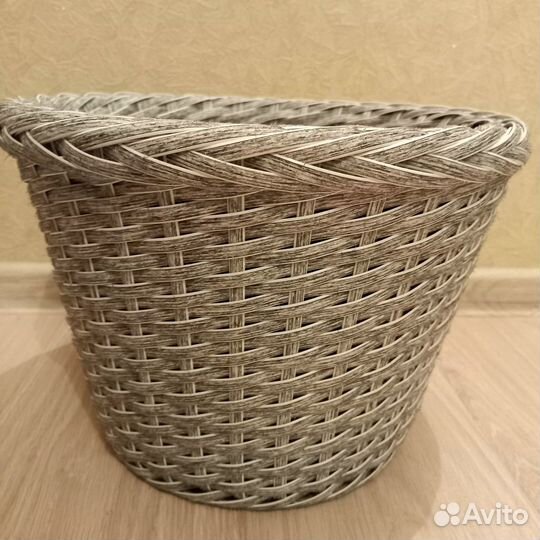 Кашпо из полиротанга с косичкой Снежок, 12л