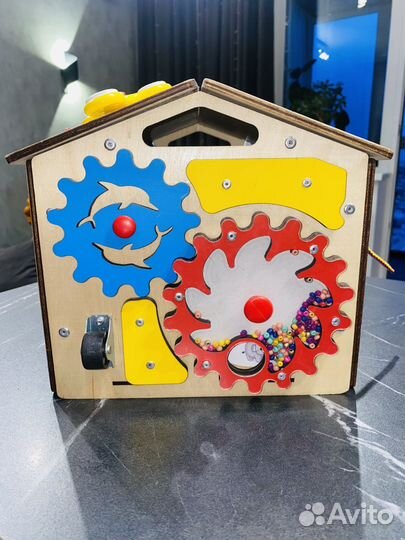 Бизиборд домик kimtoys