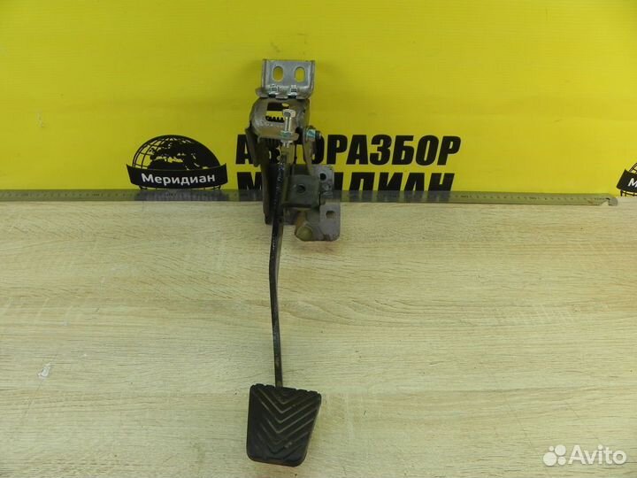 Педаль сцепления Kia Rio II/ Киа Рио 2