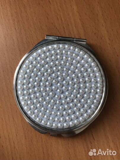 Маленькое зеркало