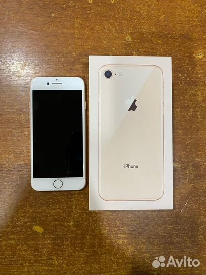 iPhone 8, 64 ГБ