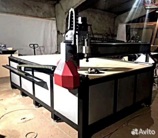 Фрезерный настольный станок чпу дереву и двп