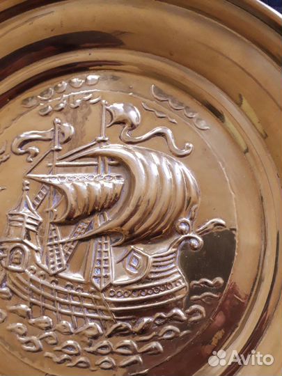 Ст. панно 30 см. латунь. англия