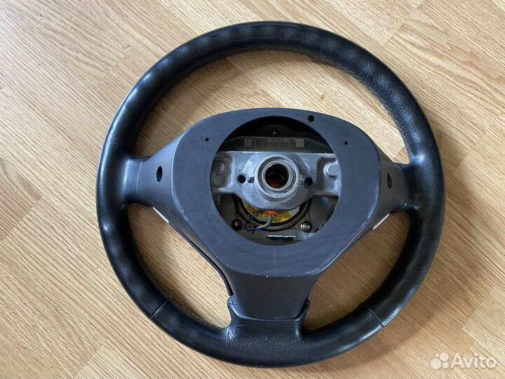 Кожаный руль scion с подушкой