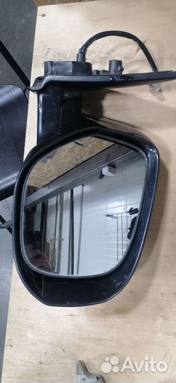 Зеркало правое в сборе