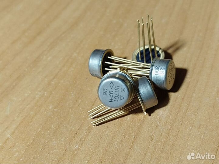 Микросхемы (уд701) 5шт